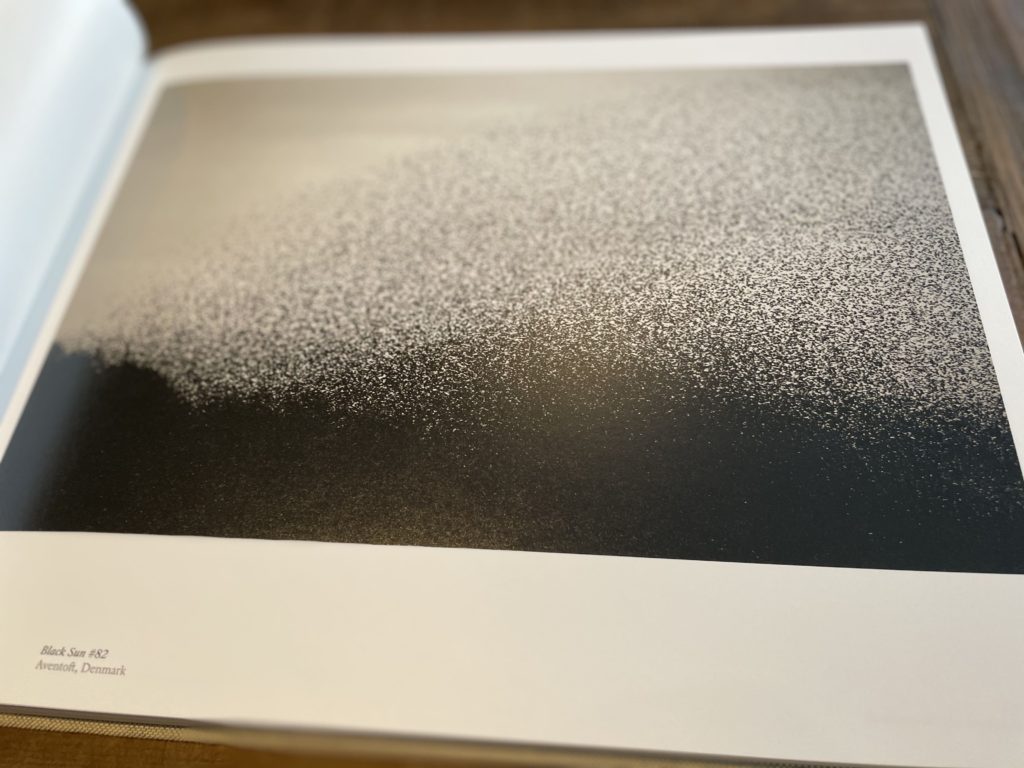 Søren Solkær の写真集 『black sun』